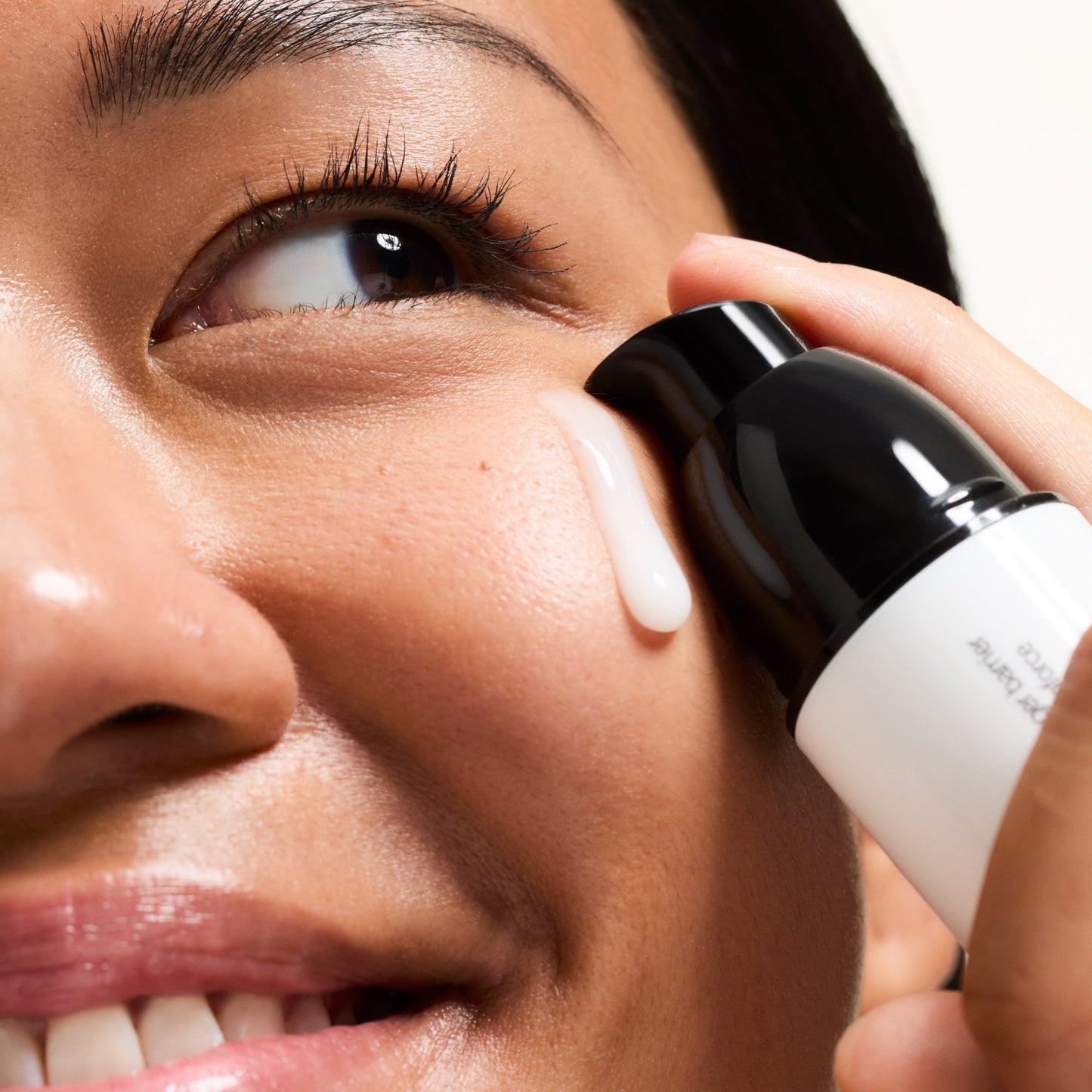 ectoin-hydro-barrier-serum-u7 Ectoin-Globals_Texture-bottle.jpg
