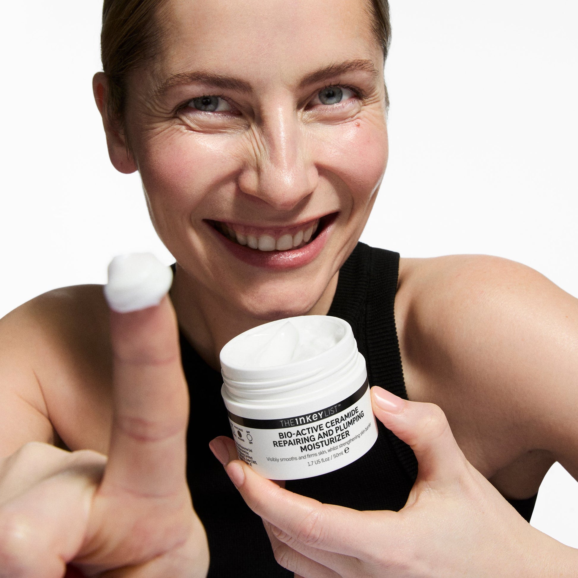 bio-active-ceramide-moisturizer-duo-s7 Bio-Active_Model_2000x2000_7b381857-d412-4a9c-beec-0c29b7cc157b.jpg