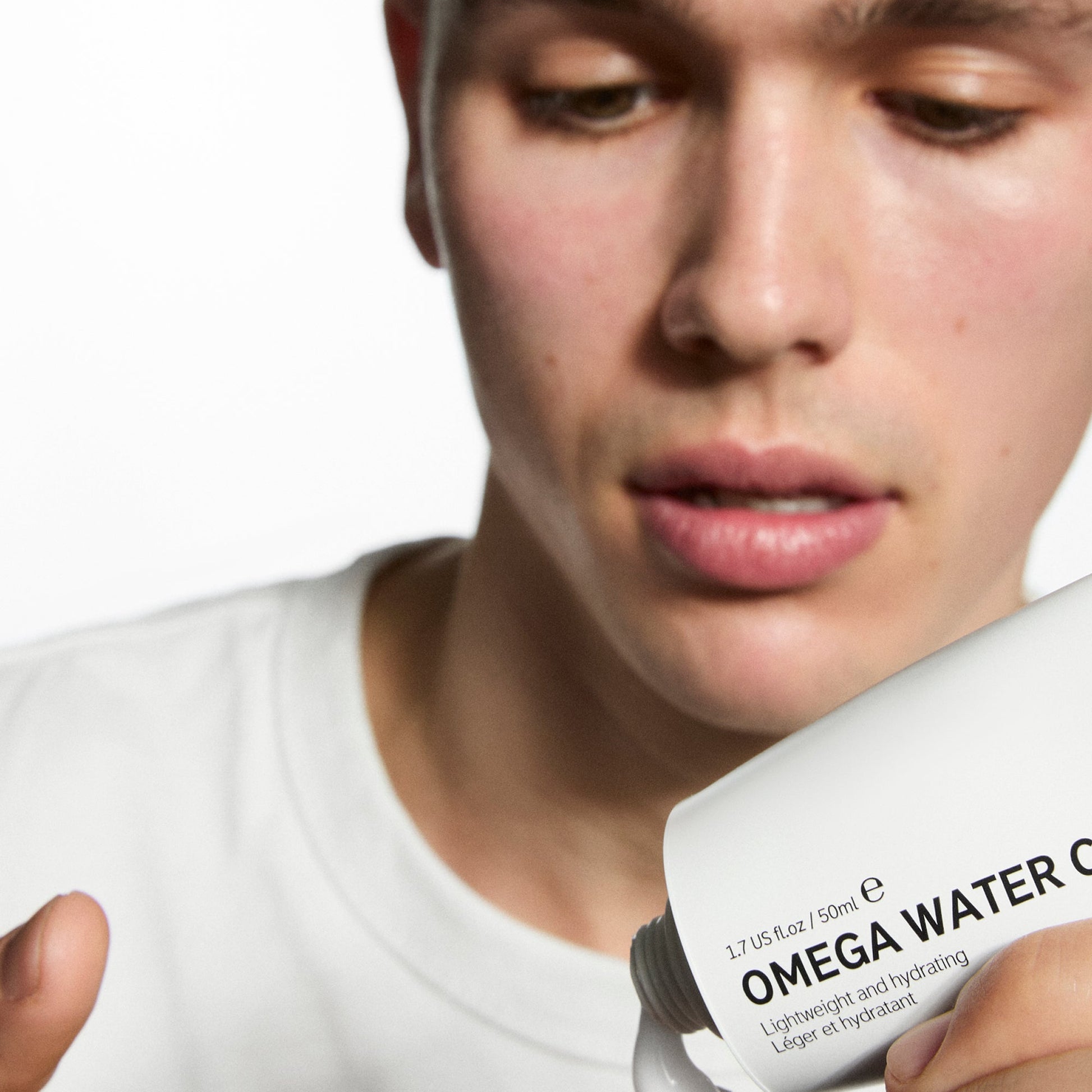 supersize-omega-water-cream-100ml-c6 Omega100_Model_2000x2000_62065fcd-8c1b-4831-aefc-6f05325600fd.jpg
